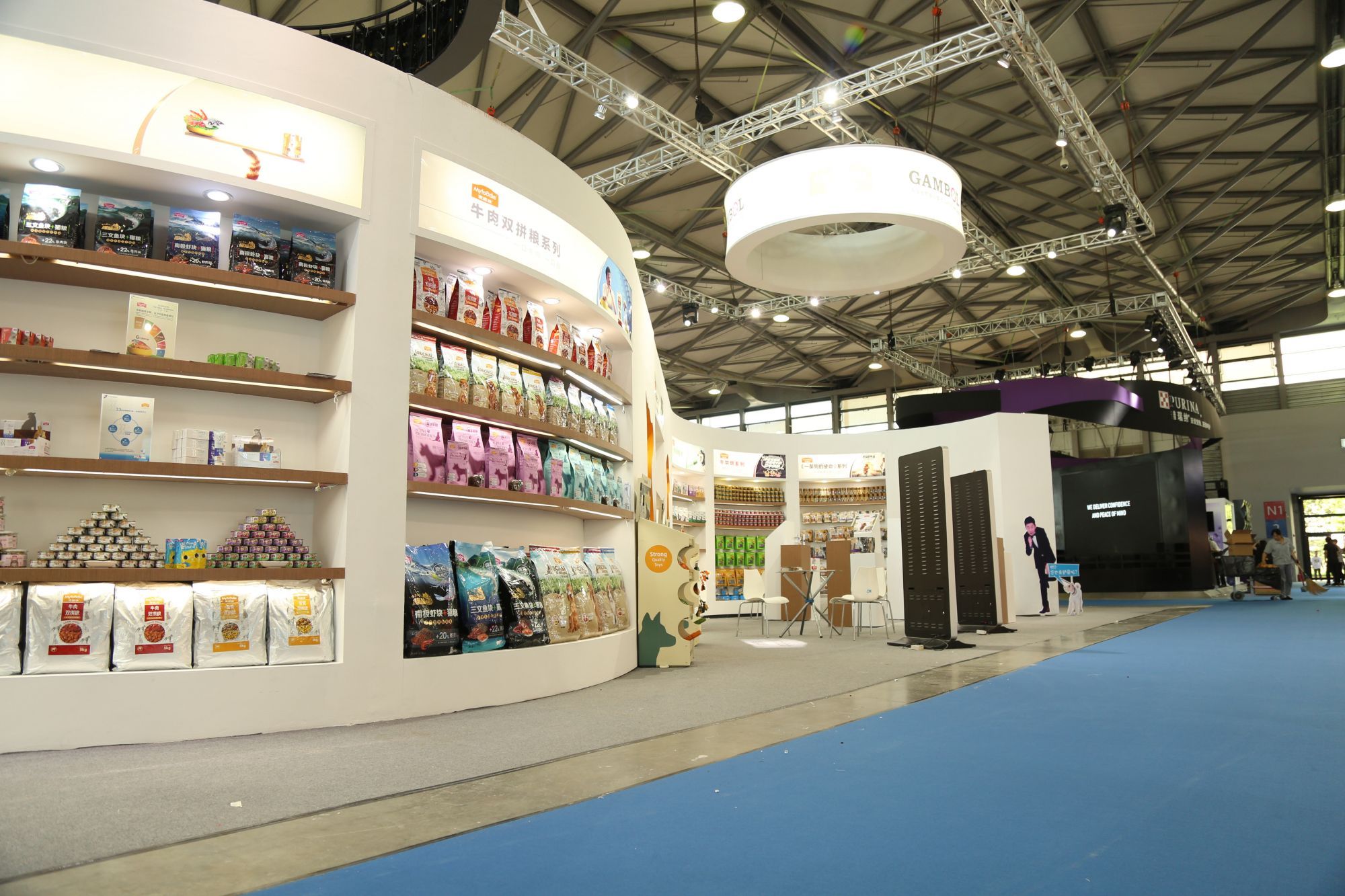 上海寵物展探秘麥富迪 以愛(ài)心為引，以品質(zhì)為基，鑄就寵物食品新標(biāo)桿